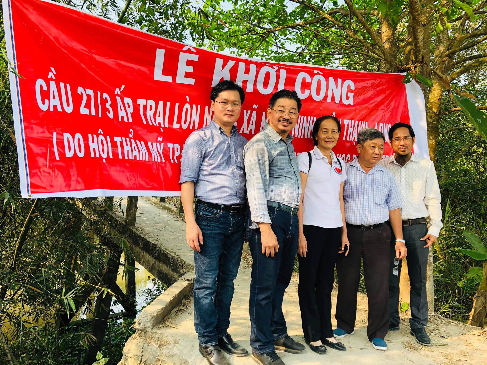 Lễ Trao Kinh Phí Tài Trợ và Khởi Công Xây Dựng Cầu Từ Thiện Thẩm Mỹ 8